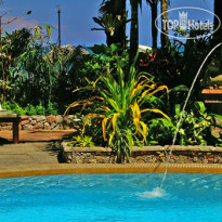 Baan Klang Aow Beach Resort 