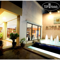 Au Thong Residence