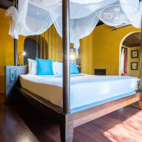 Paradee Resort 