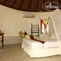 The Tropical Beach Resort 