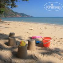 The Tropical Beach Resort