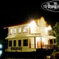 Aunchaleena Beach Front Resort 