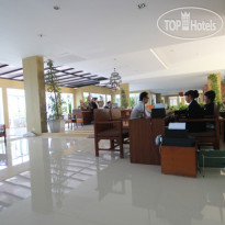 Royal Phala Cliff Beach Resort 