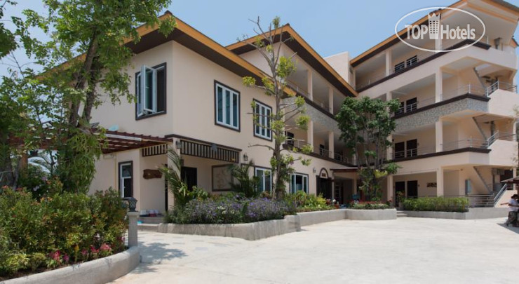 Hotelier's photos Baan Nam Poon 2*