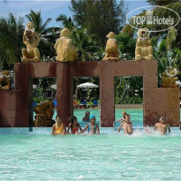Holiday Inn Resort 