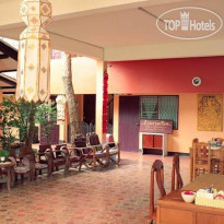 Baan Chan Ruen Suan Dok 