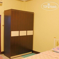 Baan Chan Ruen Suan Dok 