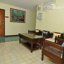 Sri Pat Guesthouse Интерьер отеля