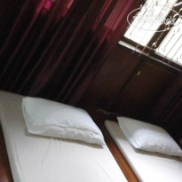 Baan Puangmalai Lady Guesthouse 