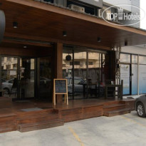 Little Lanna Cafe & Premier Guesthouse