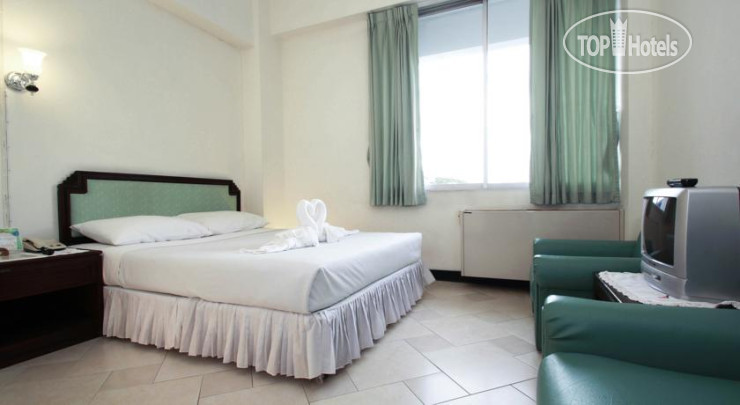 New photos from tourists International Hotel 3*