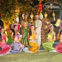 Palm Springs Lodge & City Resort 