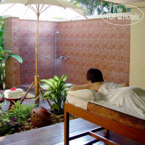 The Imperial River House Resort 