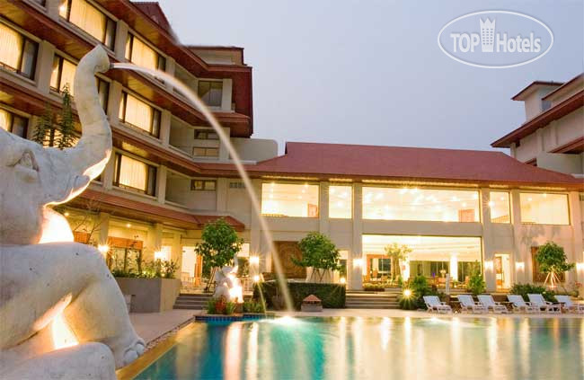 The Imperial River House Resort