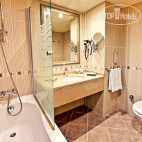 Merit Park Hotel & Casino 