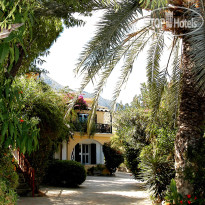 Bellapais Gardens Unique