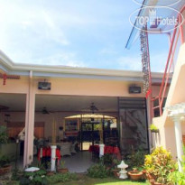 Tropical Sun Inn