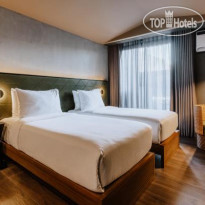 The Funny Lion El Nido 