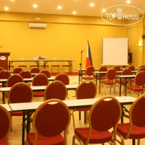 Microtel Inns & Suites 