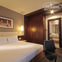 B Hotel