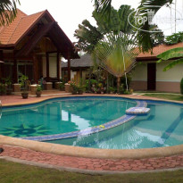 Dumaguete Springs Beach Resort