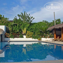 Marcosas Cottages Resort 