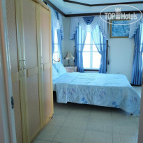 KonTiki Marina Suites