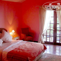 Las Flores Country Guest House and Restaurant 