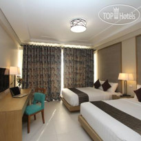 Crown Regency Resort & Convention Center