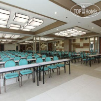 Crown Regency Resort & Convention Center