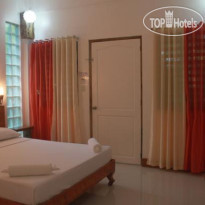 Cocoloco Boracay Beach Resort 