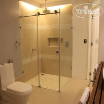 Karuna Boracay Suites