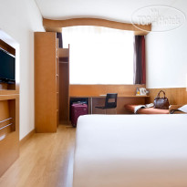 Ibis Abu Dhabi Gate Номер