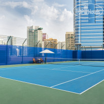 Sheraton Abu Dhabi Hotel & Resort Теннисный корт