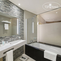 Pearl Rotana Capital Centre