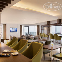 Pearl Rotana Capital Centre Club Rotana lounge