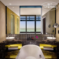 Grand Hyatt Abu Dhabi Hotel and Residences Emirates Pearl