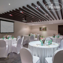 Metropolitan Al Mafraq Hotel 