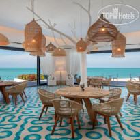 Anantara Santorini Abu Dhabi Retreat 