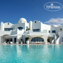 Anantara Santorini Abu Dhabi Retreat 