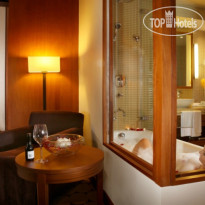 Yas Plaza Marina by IHG  