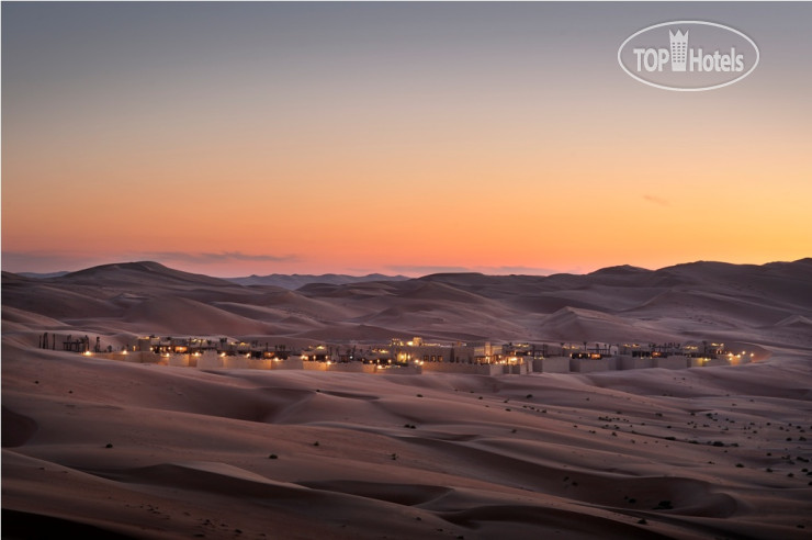 Qasr Al Sarab Desert Resort by Anantara