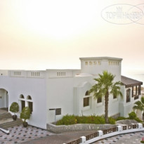 The Cove Rotana Resort 