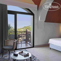 The Cove Rotana Resort