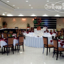 Royal Beach Al Faqeet Hotel & Resort 