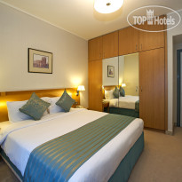 Al Bustan Centre & Residence 