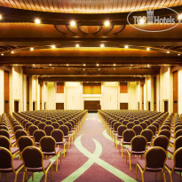 Sofitel Dubai The Palm Resort & Spa 