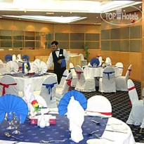 Rolla Suites Hotel 
