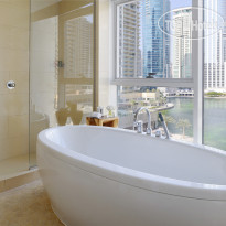 Movenpick Hotel Jumeirah Lakes Towers