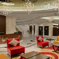 Landmark Premier Hotel Лобби